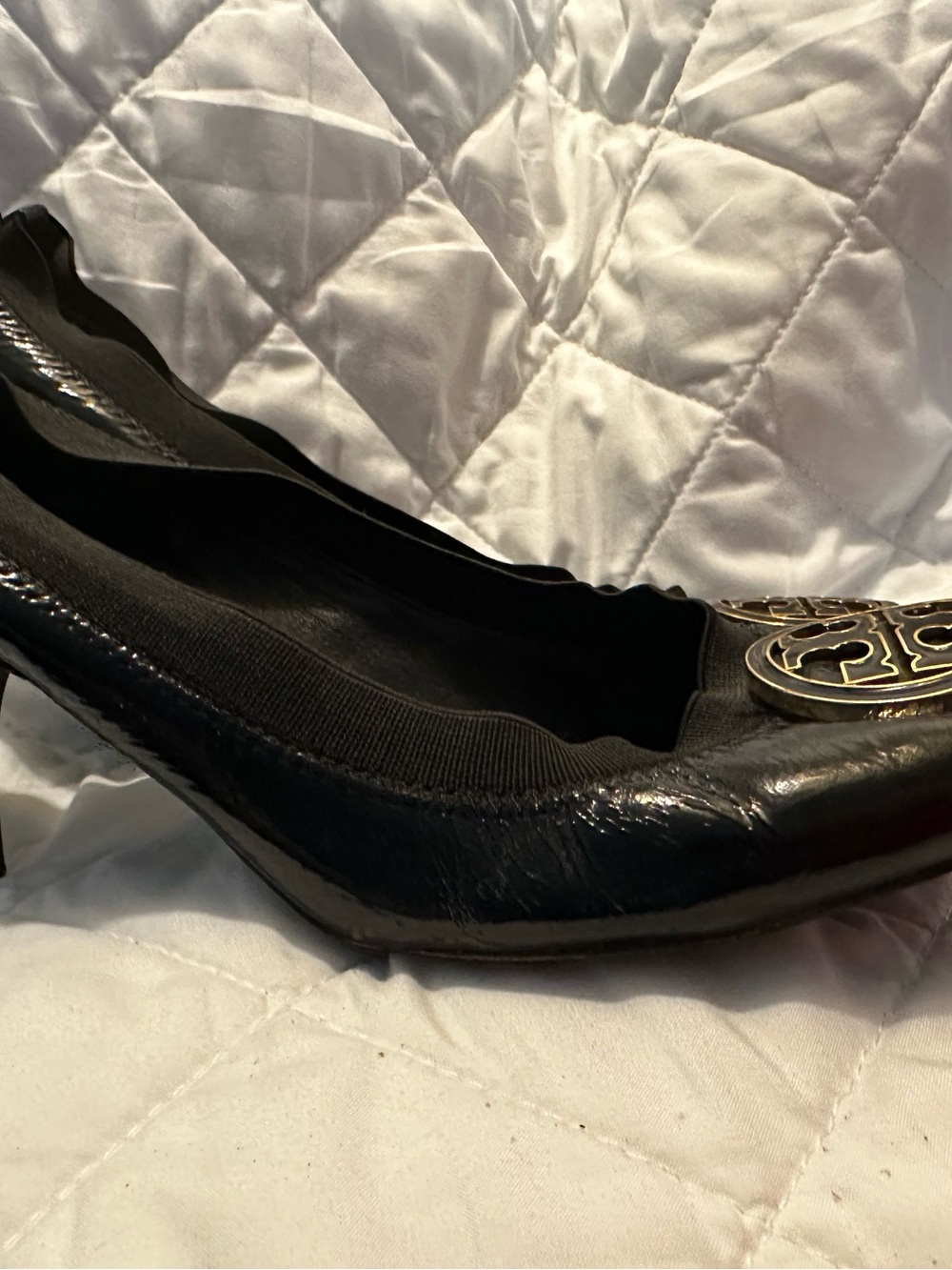 Tory Burch Black Gold Logo Heels sz 9